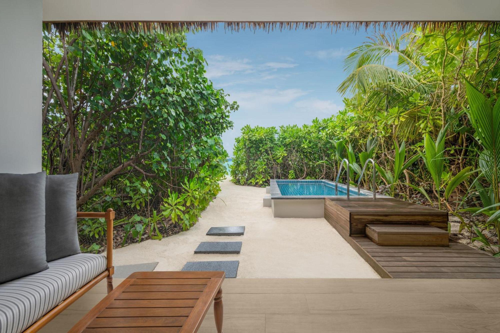 Le Meridien Maldives Resort & Spa Kurendhoo Exterior photo